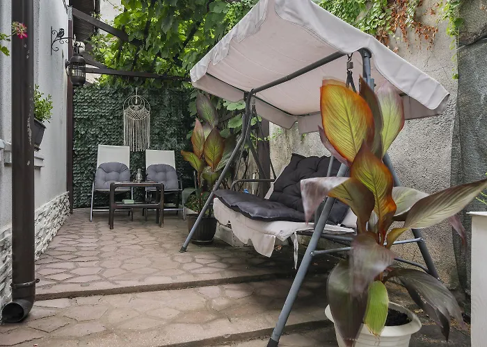 Apartman White House- Oaza Urbana Cu Gradina Privata