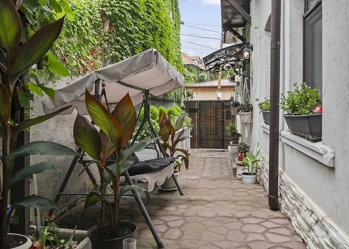 Apartman White House- Oaza Urbana Cu Gradina Privata *