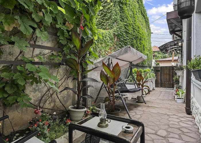 White House- Oaza Urbana Cu Gradina Privata Appartement Bucarest